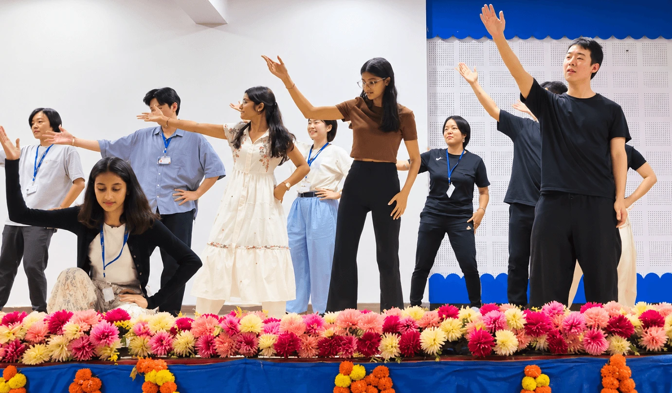 Gulabi programme 2026 japanese student dance (1)