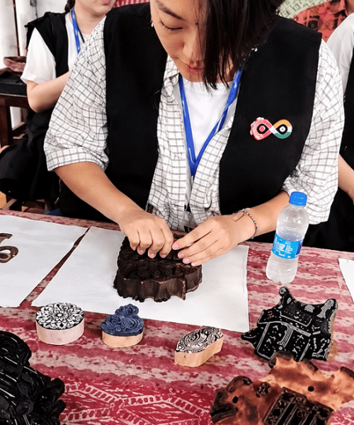 Gulabi student exchange japanese student block printing industry visit (1)